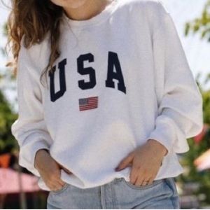 Brandy Melville USA sweatshirt